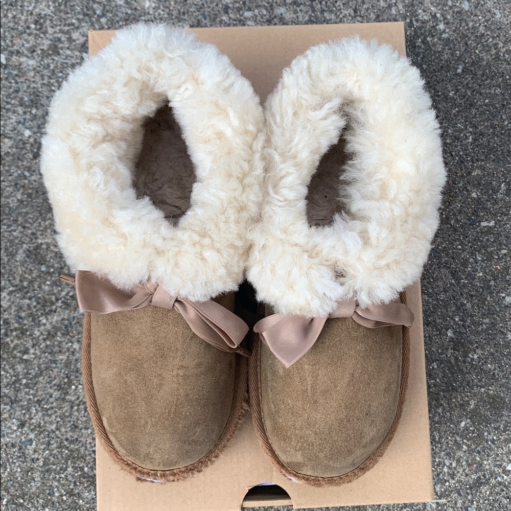 UGG Kids Bailey Slipper